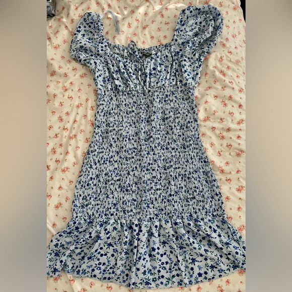 Dresses & Skirts - Blue dress NEW
